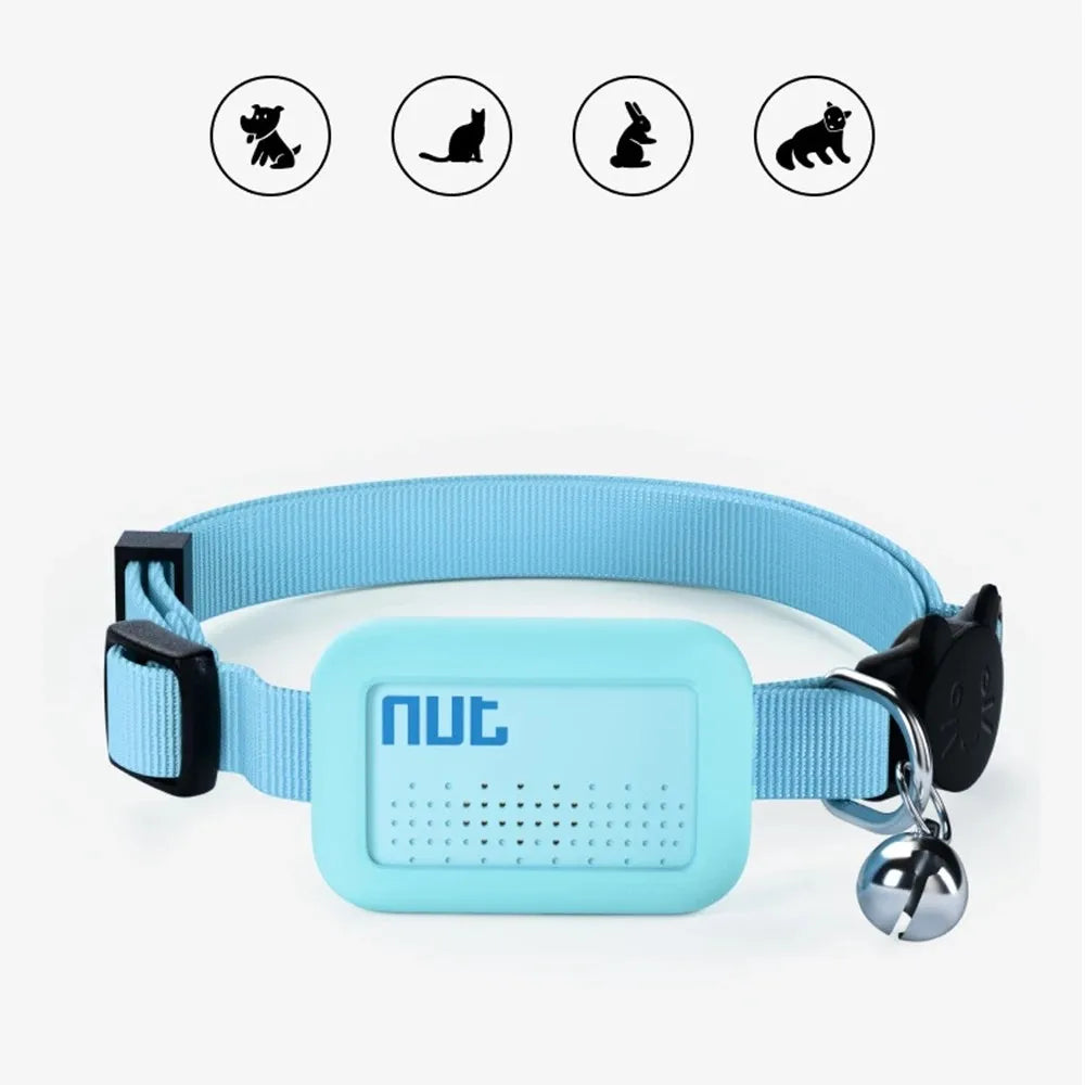 GPS Pet locator collar, Works with iPhone and Android devices, ensuring universal compatibility.