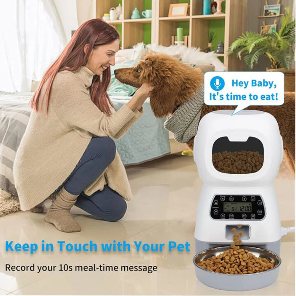 3.5L Automatic Pet Feeder, Smart feeder records meal-time messages, keeping you connected to your pet with customizable greetings.