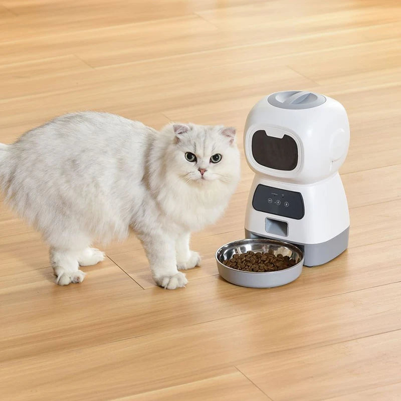 3L Automatic Cat Feeder, Automatic shut-off prevents overflow using infrared smart sensor.