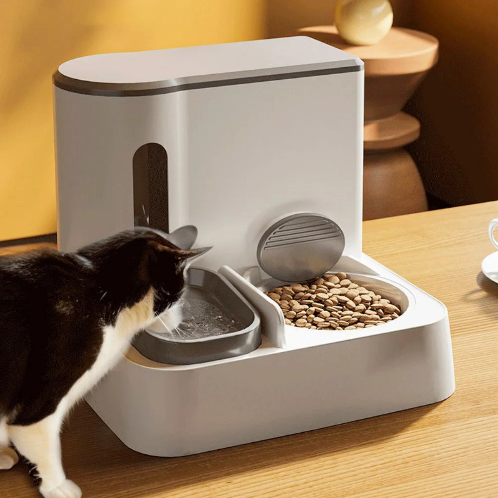 2.8L Cat Automatic Food Feeder, Electric connection required