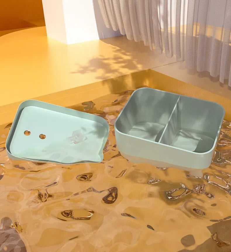 1.5L Pet Water Dispenser, Automated water dispenser keeps water fresh and reduces refill frequency for cats.