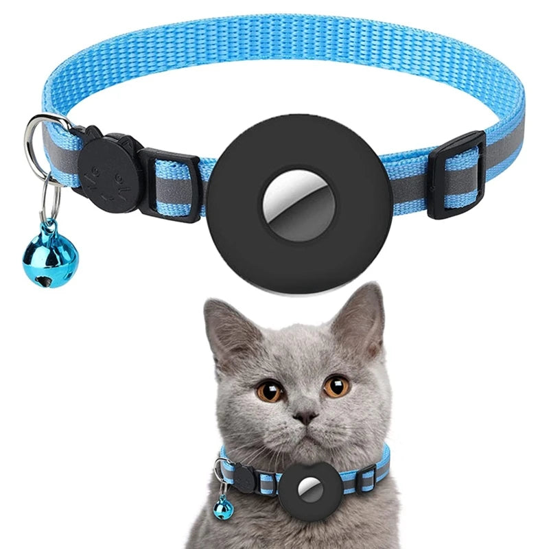 New Pet GPS Tracker Smart Locator, Lightweight and comfortable for pets to ensure their ease.